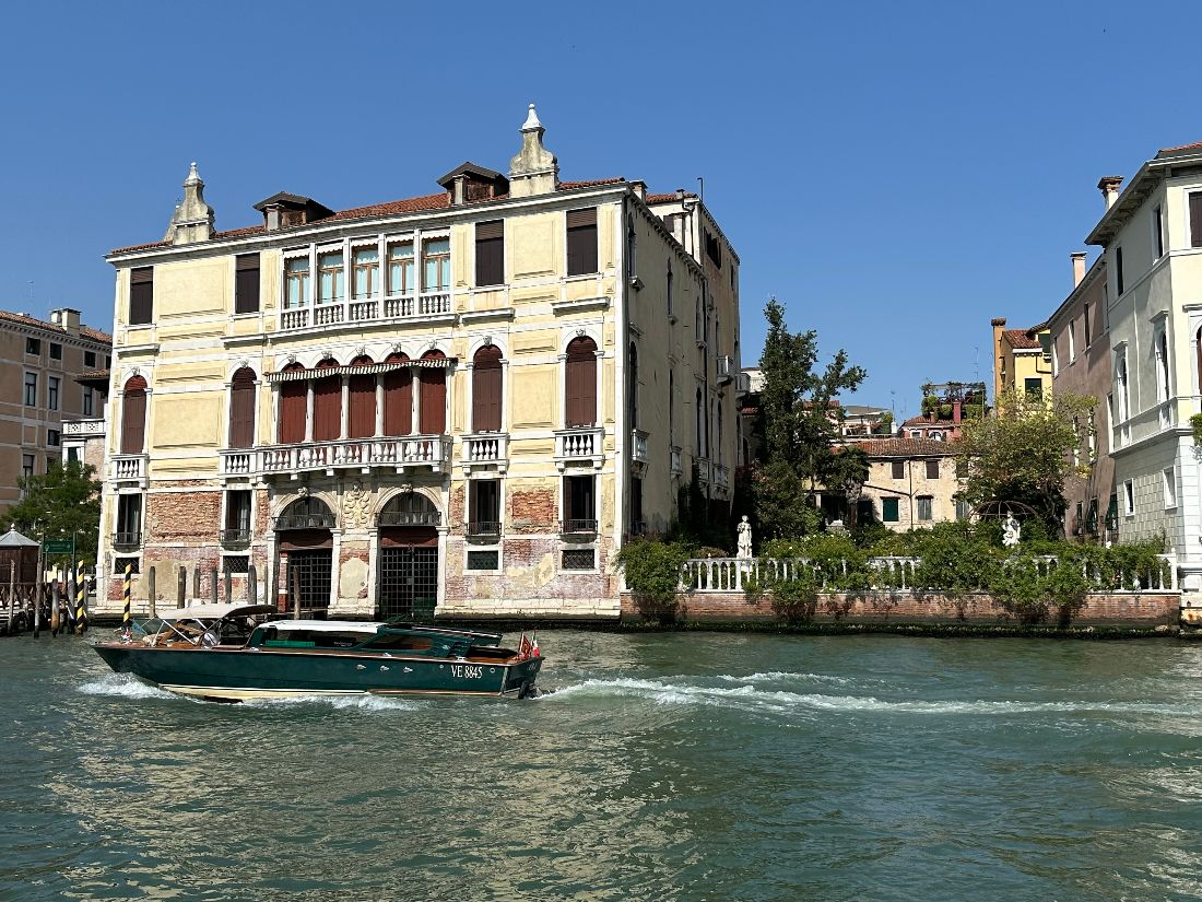 Palazzo Malipiero piano nobile with gardens Grand Canal San Marco - a property in Venice sold by Venice Sotheby's Realty